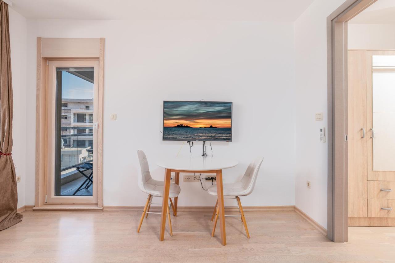 Fontana Mediteran Properties Budva Exterior foto